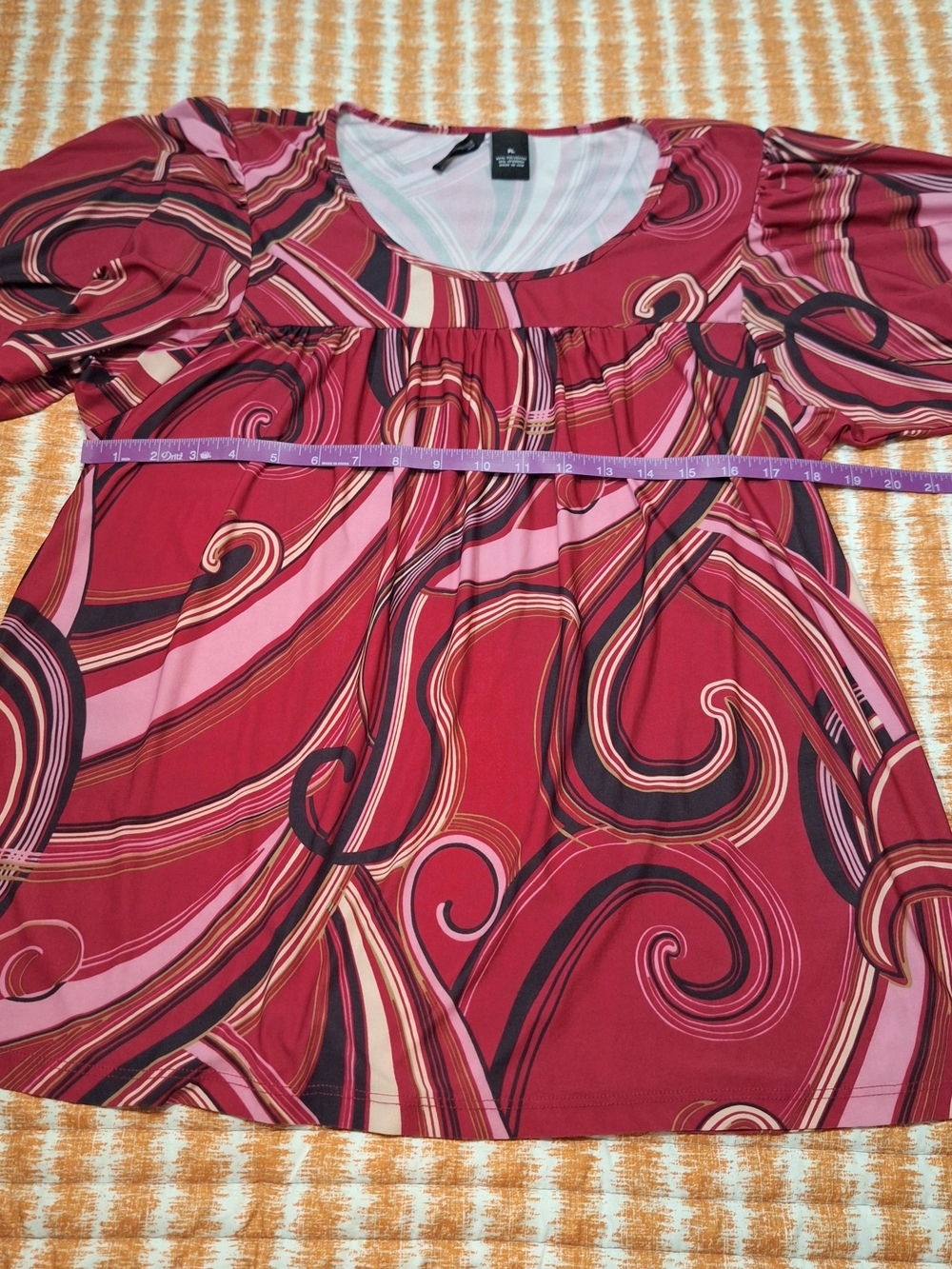 new directions Colorful Swirl Pattern Scoop-Neck Tunic Top - Picture 4 of 9